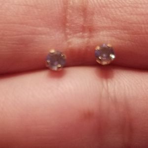 14k Tanzanite stud